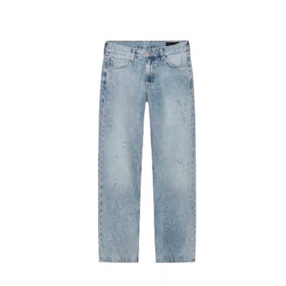 Zara Light Wash low rise Straight-Leg Jeans